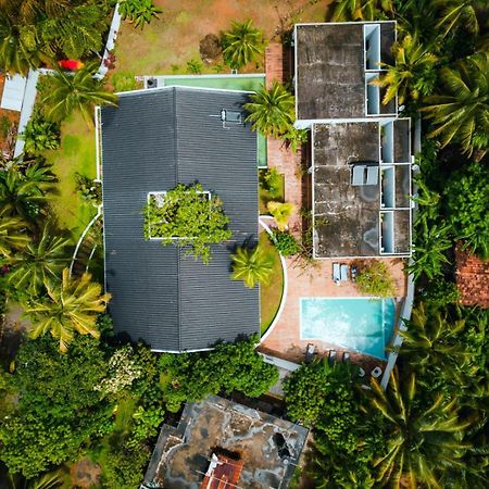Bella Vita Aluthgama Esterno foto